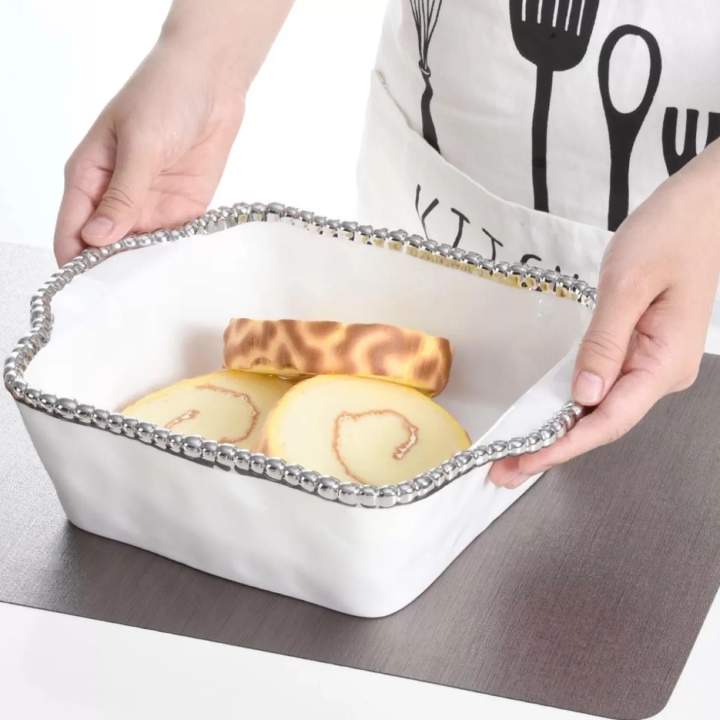 Serveware>Roger's Gardens Argentinian Salerno Square Baking Dish