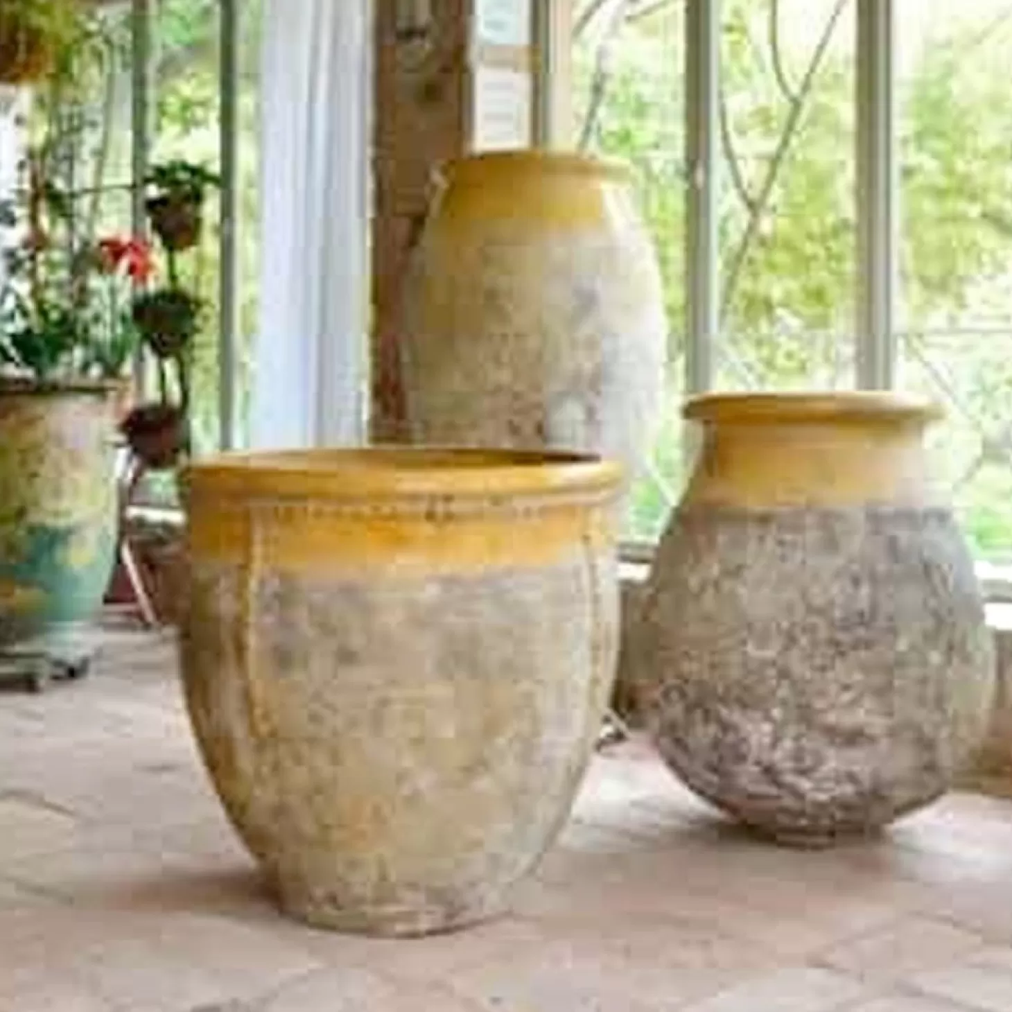 Pottery + Planters + Containers>Roger's Gardens Bugadier Pot Yellow Collar Provence Patina