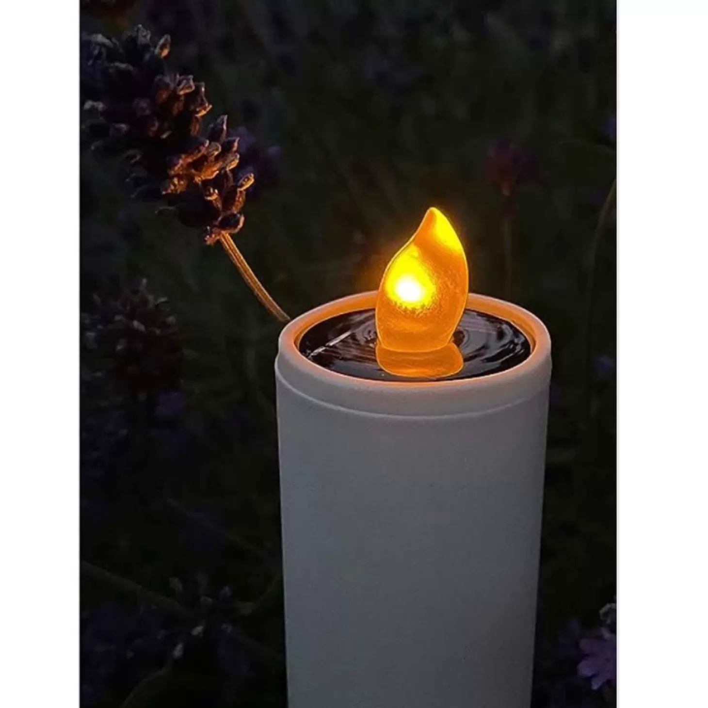 Garden Accents + Bird Feeders>Roger's Gardens Solar Plastic Flickering Flame Candle